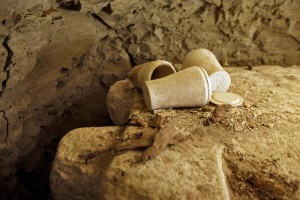 Kanopy na uložení ostatků hodnostáře z doby 2. poloviny 5. dynastie (foto © Martin Frouz), (archiv ČEgÚ FF UK).